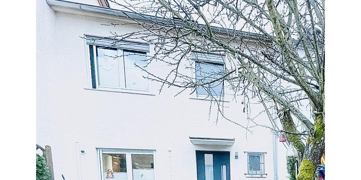 Reihenhaus Kelkheim (Taunus) - 4 Zimmer, 120 m&sup2;, 1.820&euro; | Angebot:25943191