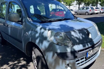Renault Kangoo 226.000 km 2.300 &euro; Mainz 55129