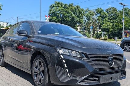 Peugeot 308 91.000 km 15.190 &euro; Mainz 55128
