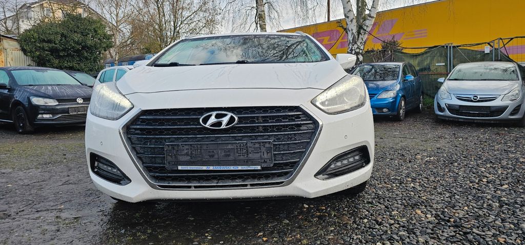 Hyundai i40 287.855 km 5.700 &euro; Wiesbaden 65201