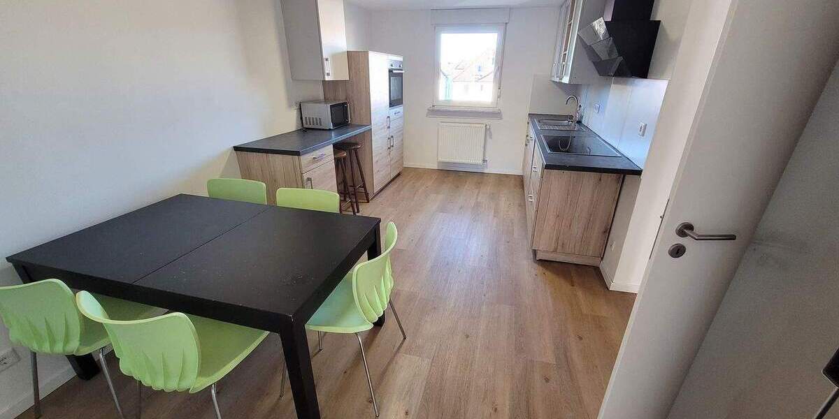 Etagenwohnung Rüsselsheim - 7 Zimmer, 120 m&sup2;, 2.600&euro; | Angebot:25998817
