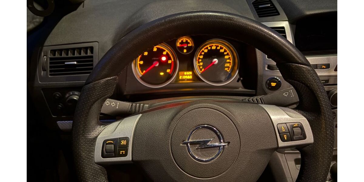 Opel Zafira 213.000 km 2.200 &euro; Wiesbaden 65197