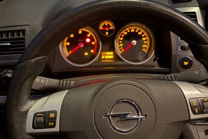 Opel Zafira 213.000 km 2.500 &euro; Wiesbaden 65197