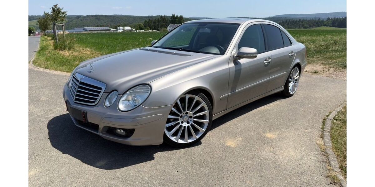 Mercedes-Benz E 220 220.000 km 9.598 &euro; Bad Schwalbach 65397