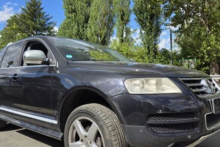 VW Touareg 300.000 km 5.780 € Frankfurt am Main 60486
