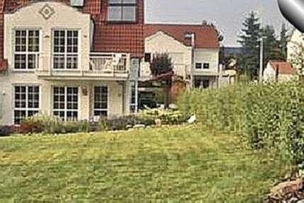 Haus Taunusstein - 7 Zimmer, 220 m&sup2;, 770.000&euro; | Angebot:27169908