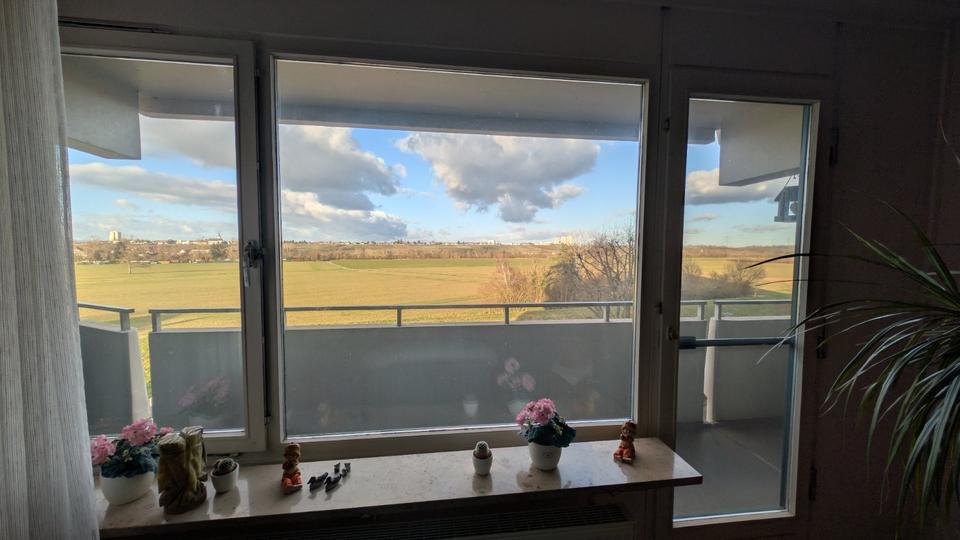 2-Zimmer-Wohnung mit Balkon im 2. Stock in Bischofsheim 2 zimmer