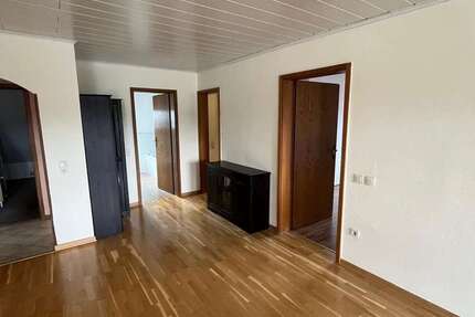 Wohnung Niederselters Niederselters - 4 Zimmer, 110 m&sup2;, 900&euro; | Angebot:26808176