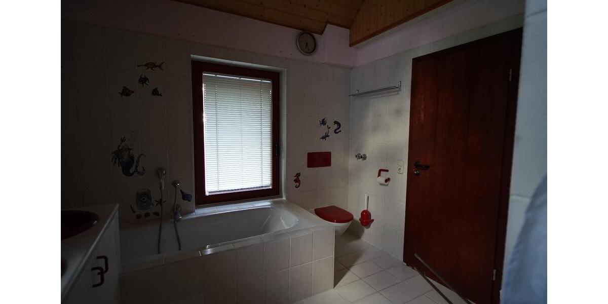 Haus im Haus, 6,5 Zimmer Maisonette in Niedernhausen OT 6.5 zimmer