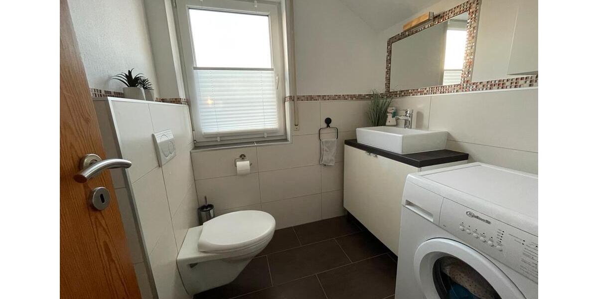 Dachgeschoßwohnung Nierstein - 4 Zimmer, 108 m&sup2;, 475.000&euro; | Angebot:24626406