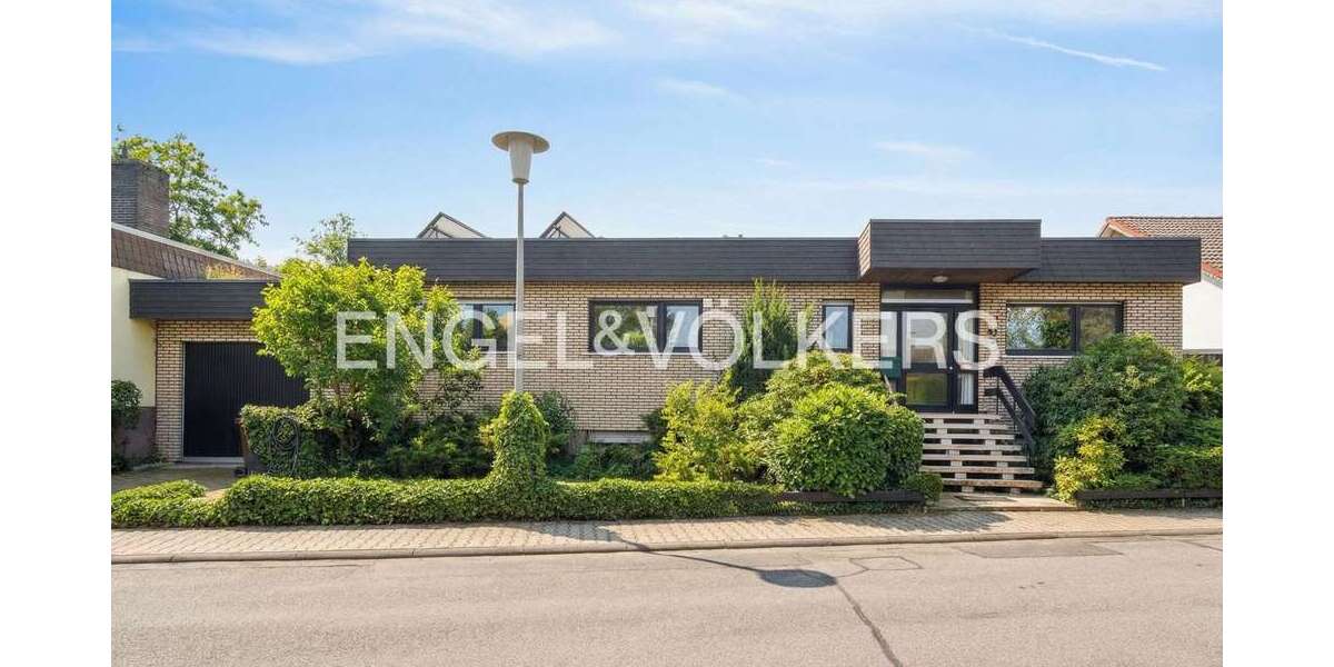 Einfamilienhaus Rüsselsheim am Main - 7 Zimmer, 193 m&sup2;, 740.000&euro; | Angebot:25227000