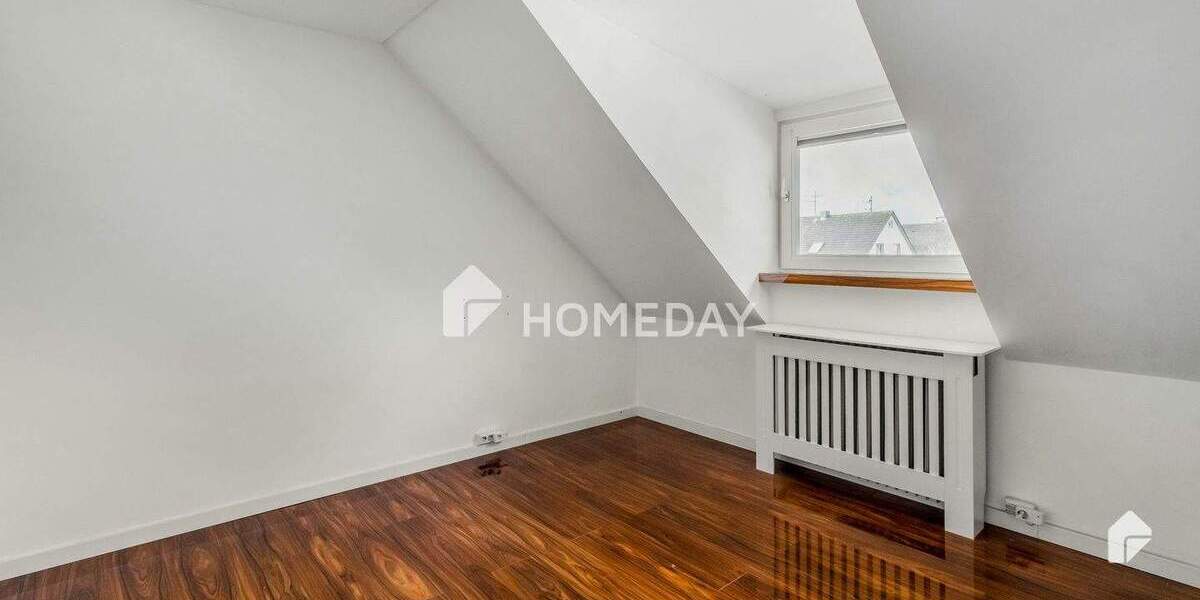 Liederbach am Taunus: Stilvolles Mehrfamilienhaus - Wohnkomfort trifft attraktive Lage 8 zimmer