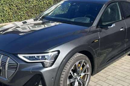 Audi e-tron 46.000 km 42.200 &euro; Wiesbaden 65191