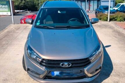 Lada Vesta 51.500 km 9.700 &euro; Ingelheim 55218