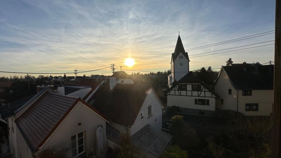 4-Zimmer Doppelhaushälfte in Ortsrandlage, Kloppenheim, ca. 91qm 4 zimmer