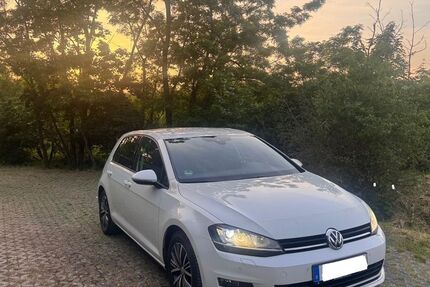 VW Golf 137.000 km 11.600 &euro; Idstein 65510