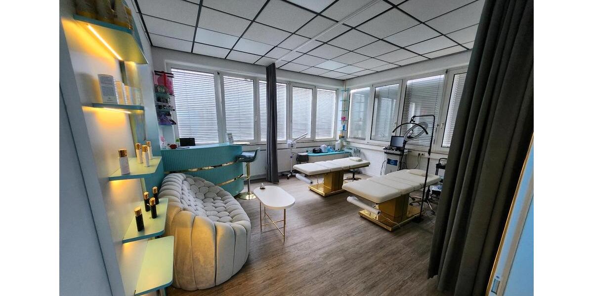 Nachmieter für Komplett eingerichtetes Beauty- & Friseurstudio – sofort starten zimmer