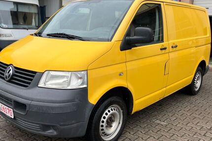 VW T5 Transporter 280.000 km 4.400 € Frankfurt am Main 65933