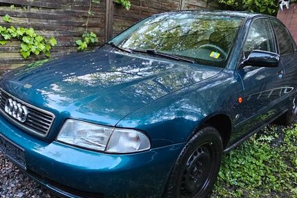 Audi A4 190.000 km 1.250 &euro; Wiesbaden 65201