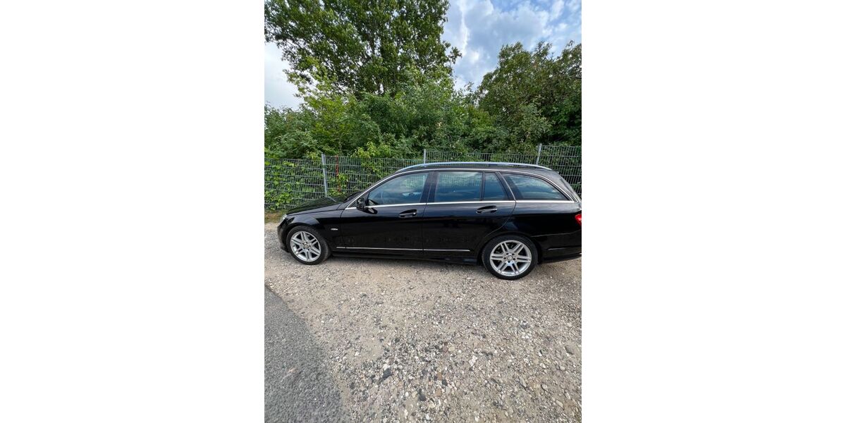Mercedes-Benz C 250 224.051 km 7.999 &euro; Wiesbaden 65201