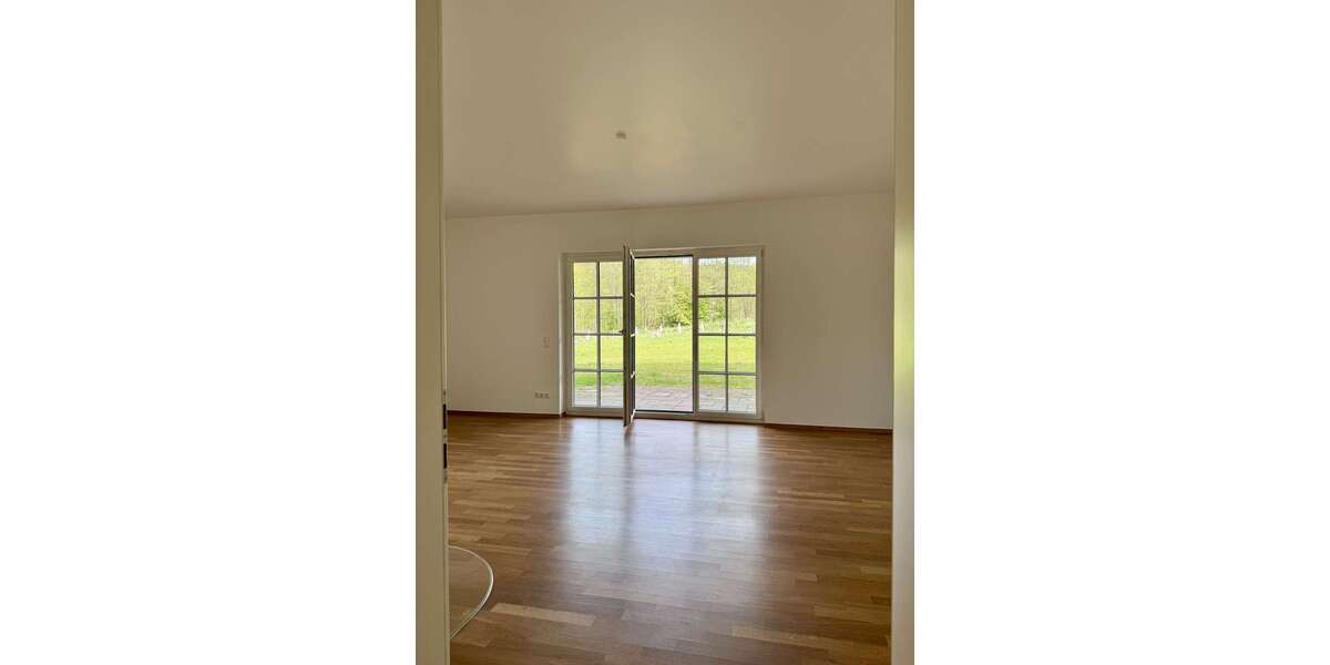 Etagenwohnung Königstein - 2 Zimmer, 76 m&sup2;, 1.290&euro; | Angebot:26801918