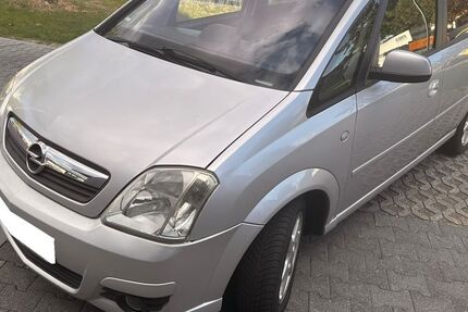 Opel Meriva 152.000 km 2.600 &euro; Wiesbaden 65205