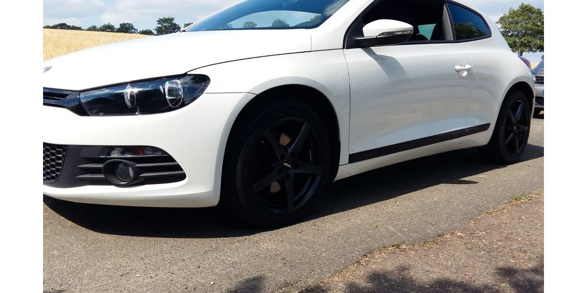 VW Scirocco 51.290 km 11.850 &euro; Hünstetten 65510