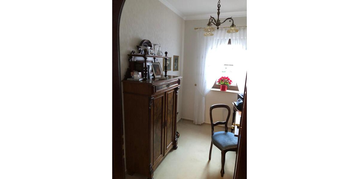 Bungalow Frankfurt am Main Nied - 4 Zimmer, 108 m&sup2;, 690.000&euro; | Angebot:24626579