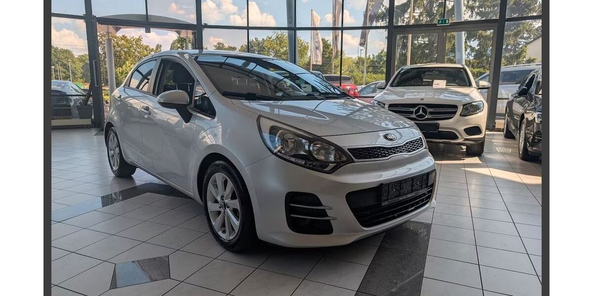 Kia Rio 58.000 km 8.990 &euro; Mainz 55128