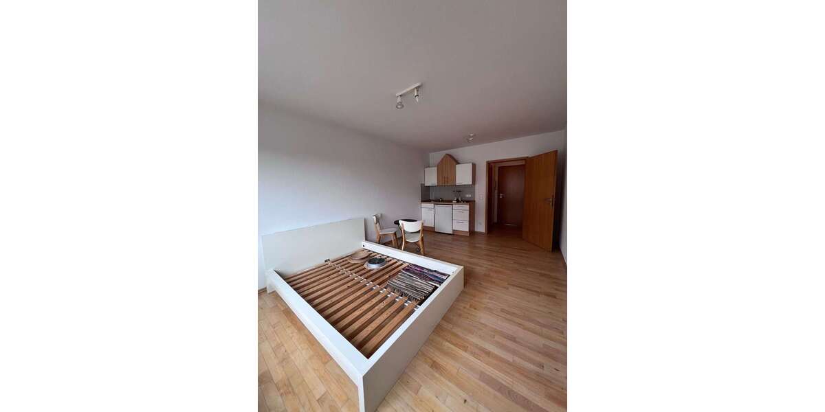 Etagenwohnung Wiesbaden Biebrich - 1 Zimmer, 22 m&sup2;, 550&euro; | Angebot:27326919