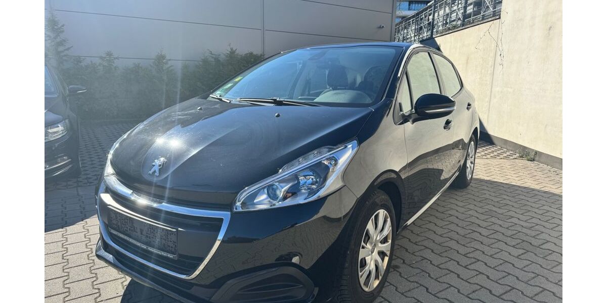 Peugeot 208 154.250 km 3.499 &euro; Kelkheim 65779