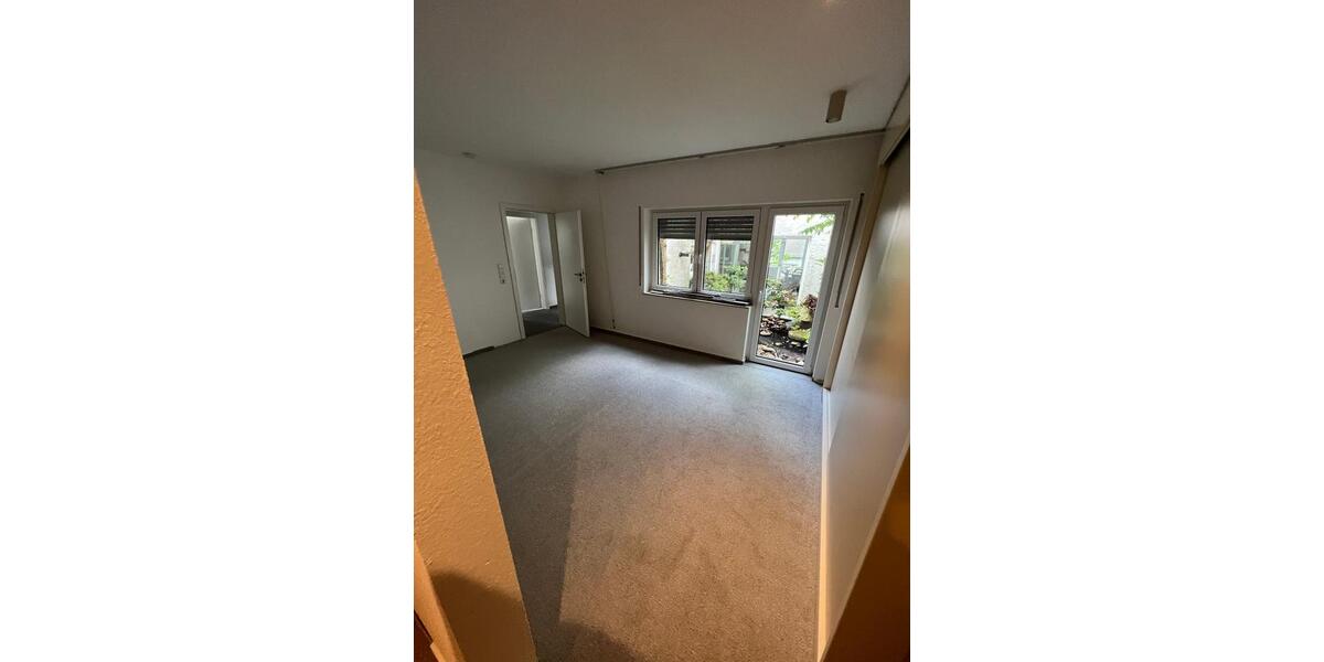 Doppelhaushälfte (Bungalow) m. Garten in Eppenhain zu vermieten. 5 zimmer