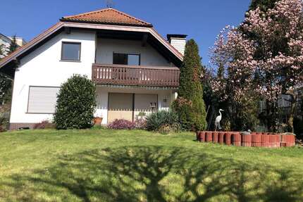 Haus zum Mieten in Oberursel 3.850 € 236 m²