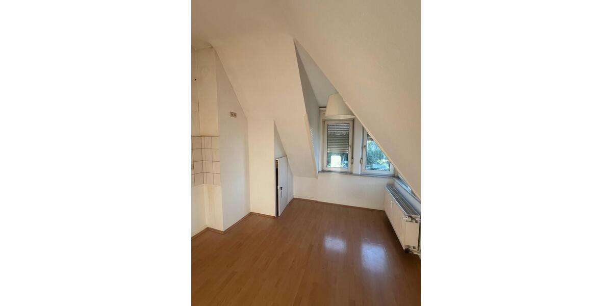 Etagenwohnung Frankfurt am Main Bockenheim - 2 Zimmer, 80 m&sup2;, 1.720&euro; | Angebot:26681498