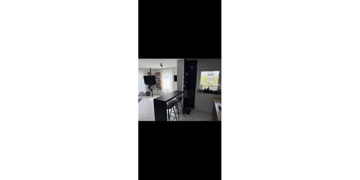 Etagenwohnung Hochheim am Main - 2 Zimmer, 68 m&sup2;, 299.000&euro; | Angebot:27202103