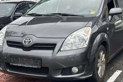 Toyota Corolla Verso 188.861 km 4.990 € Mainz 55128