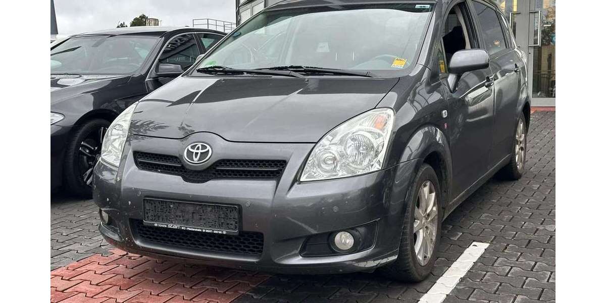 Toyota Corolla Verso 188.861 km 4.990 € Mainz 55128