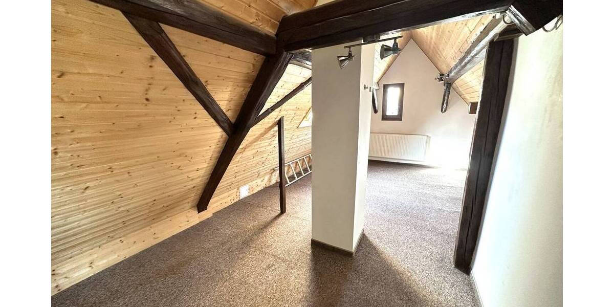 Idyllisches Wohnen mitten in Hofheim-Marxheim! 7 zimmer