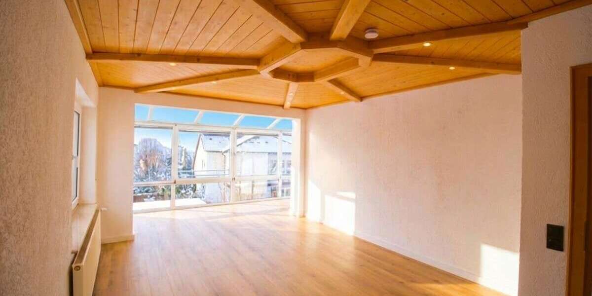 Etagenwohnung Idstein - 3 Zimmer, 95 m&sup2;, 1.000&euro; | Angebot:25519671