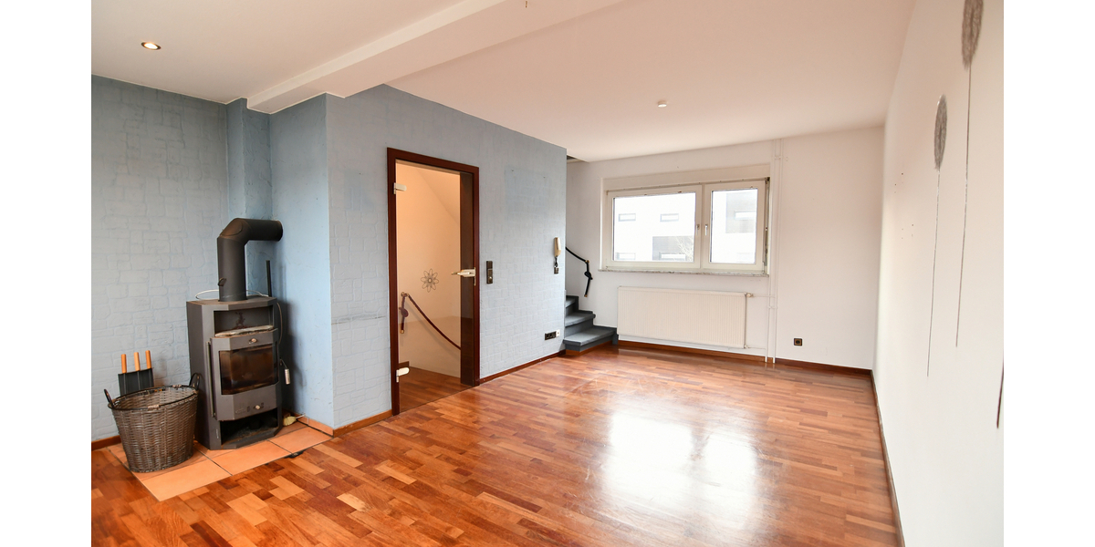 Altstadt-Nähe trifft Panoramablick: Gemütliches Reihenhäuschen mit Garten und Außenstellplatz 3 zimmer