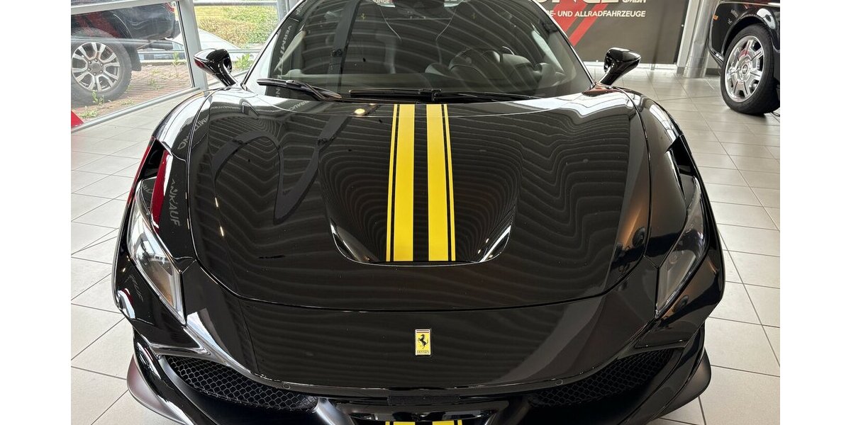 Ferrari F8 Tributo Racing|Lift|Carbon|Service neu|Garantie 16.209 km 285.999 &euro; Mainz-Kostheim 55246