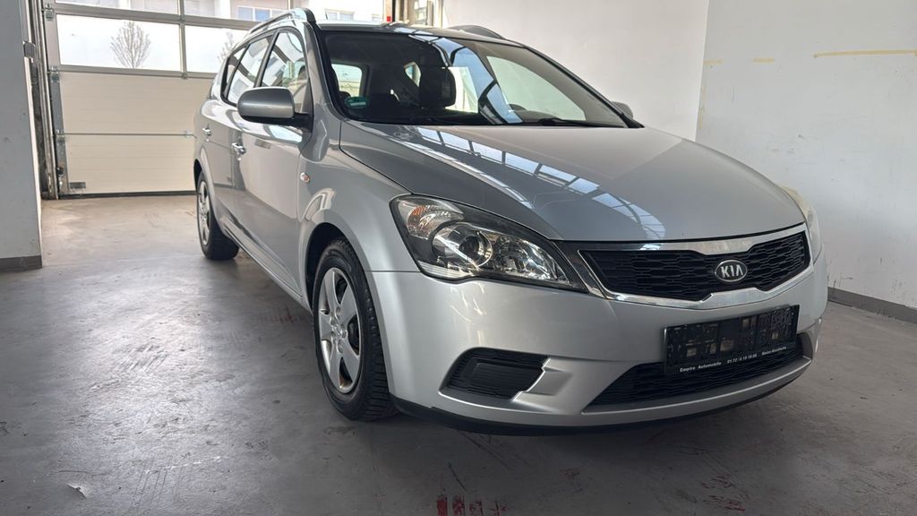 Kia ceed / Ceed 214.000 km 3.750 &euro; Wiesbaden 55246