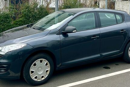 Renault Megane 223.403 km 3.000 &euro; Mainz 55122