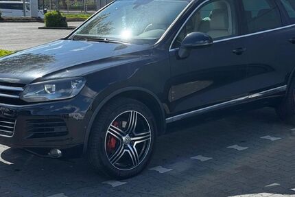 VW Touareg 240.000 km 11.000 &euro; Wiesbaden 65203