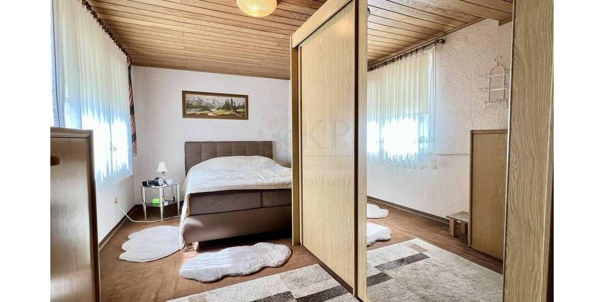 Einfamilienhaus Wiesbaden Erbenheim - 7 Zimmer, 158 m&sup2;, 627.000&euro; | Angebot:26361277