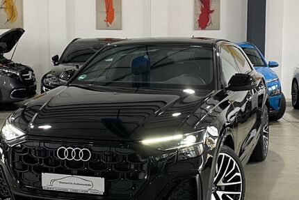 Audi Q8 6.990 km 74.770 € Frankfurt 60386