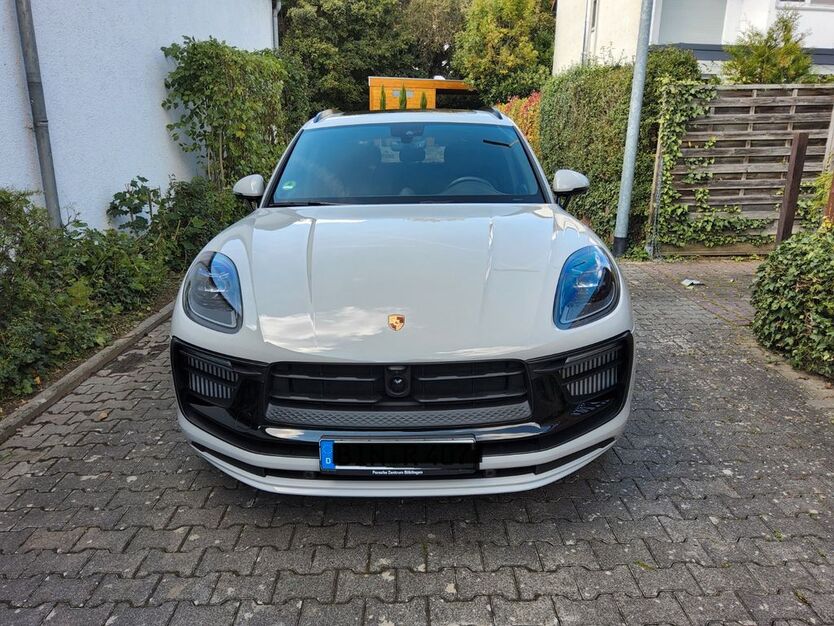 Porsche Macan 9.500 km 93.999 € Stadecken-Elsheim 55271