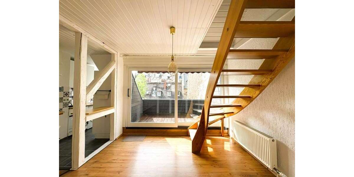 Etagenwohnung Wiesbaden Biebrich - 2.5 Zimmer, 65 m&sup2;, 269.000&euro; | Angebot:26881282