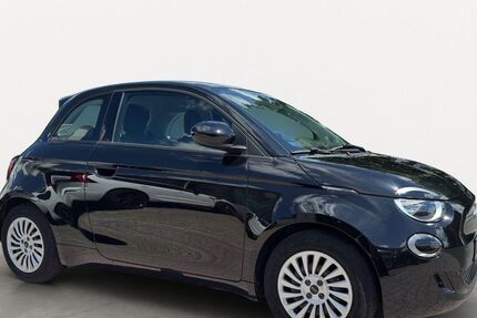 Fiat 500e 24.029 km 16.370 &euro; Oberursel (Taunus) OT Oberursel 61440