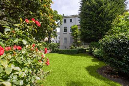 Haus zum Kaufen in Frankfurt am Main 3.350.000 € 321.3 m²